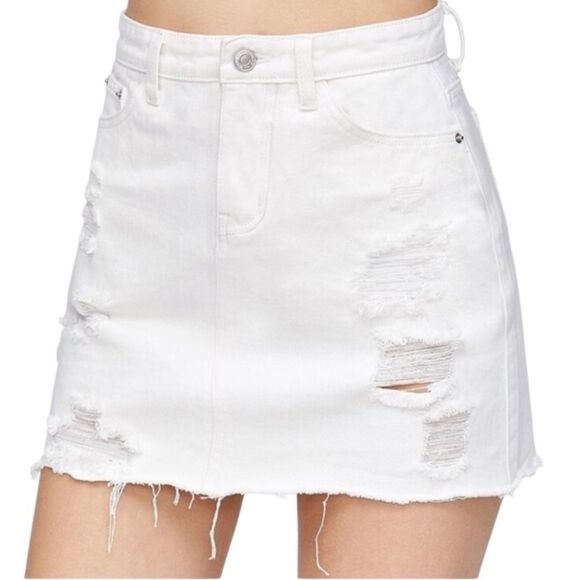 American Eagle Outfitters Dresses & Skirts - American Eagle high rise festival mini skirt White Distressed Denim Size 00